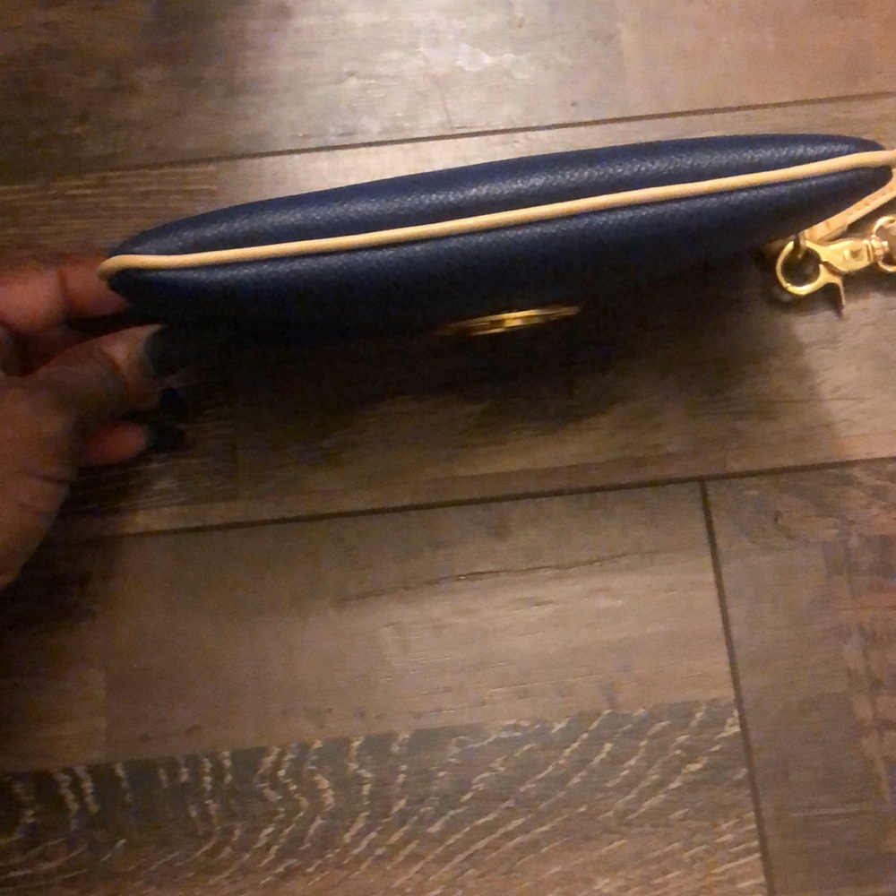 Parazul wristlet - Picture 4 of 6